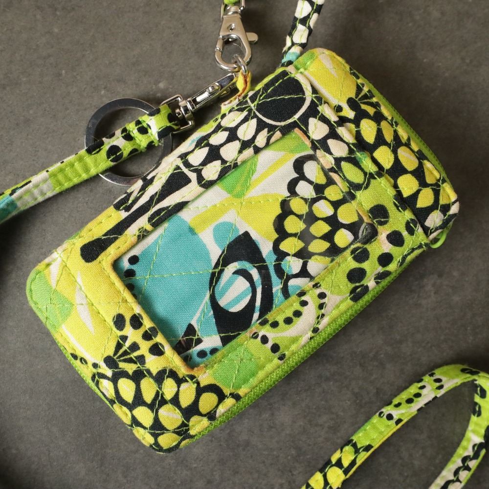 Vera Bradley Wristlet Wallet Zip Around Accordion Organizer Travel - Picture 3 of 5